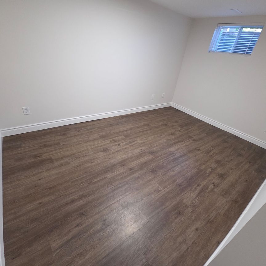 For Lease - 478 Winfield Terrace, Mississauga, Ontario - Photo 1