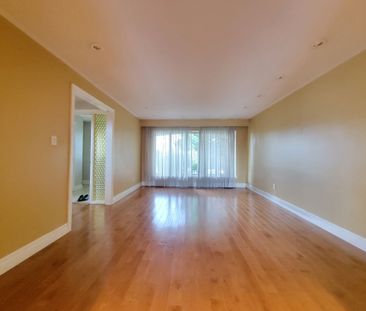 For Lease - 107 Bolland Crescent, Ajax, Ontario - Photo 1