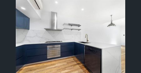 Contemporary Comfort in a Prime Sydenham Setting - Photo 5