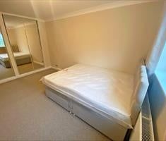 Room in a Shared House, Downs Road, LU1 - Photo 2