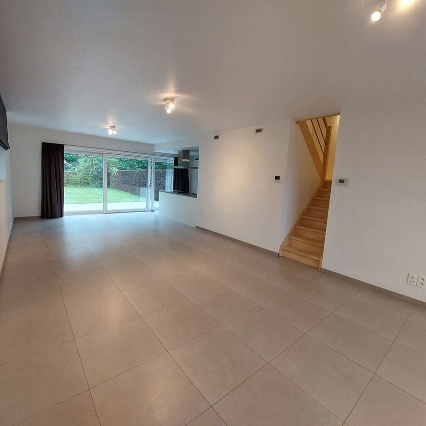 Huis te huur in Opwijk voor € 1.600 met 4 slaapkamers - Photo 1