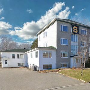 Chambre meublée tout Inclus avec Wi-Fi, stationnement, buanderie gratuite - location au mois avec bail / Libre immédiatement - Photo 3