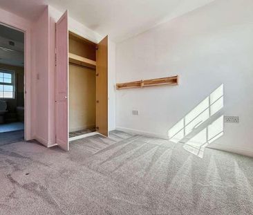 Willington Road, Swindon, Wiltshire, SN25 - Photo 1