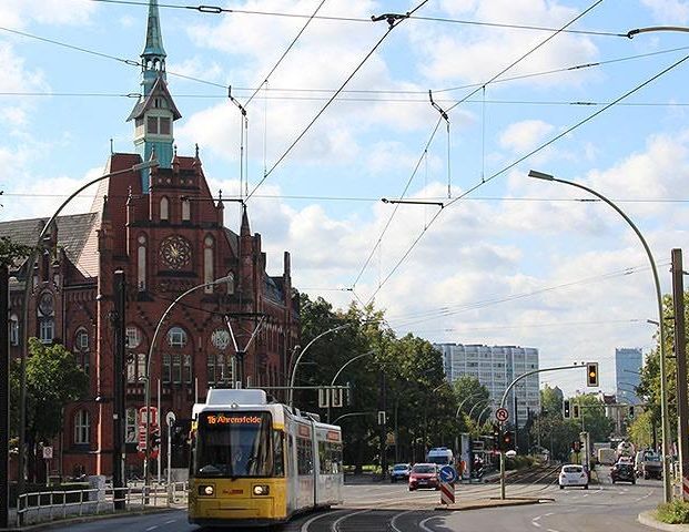 Stundentin sucht DRINGEND 1 Zimmer Wohnung/BELOHNUNG, GELDPRÄMIE! - Foto 1