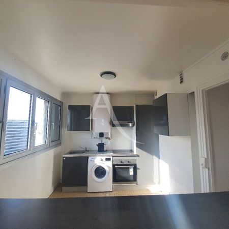 Location Appartement 3 pièces 59m² - Photo 3
