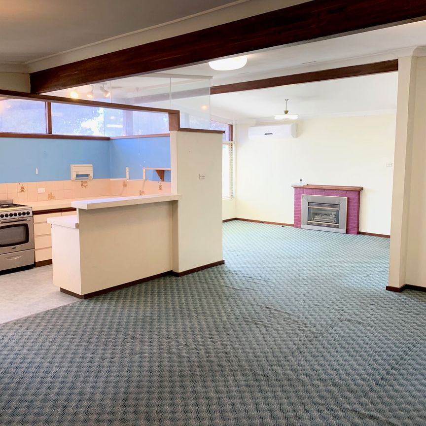 Cloverdale - Photo 1