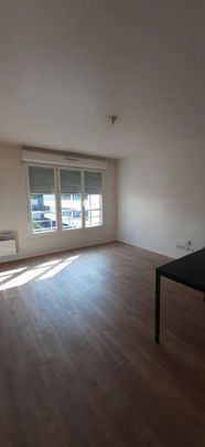 Location Appartement 2 pièces 45m² ISSY LES MOULINEAUX 92130 - Photo 1