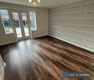 3 bedroom semi-detached house to rent - Photo 5