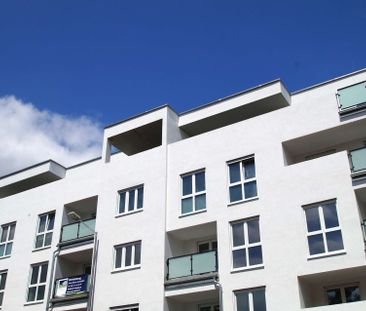 Wohntraum! Hochwertige 2-Raumwohnung mit Loggia in einem exklusiven Schleußiger Neubau! - Photo 1