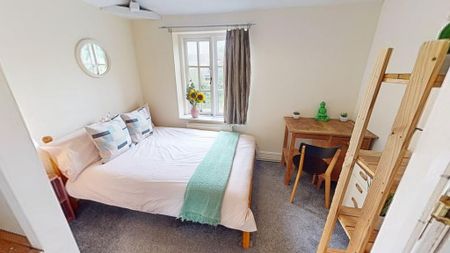 3 bedroom semi-detached house to rent - Photo 3