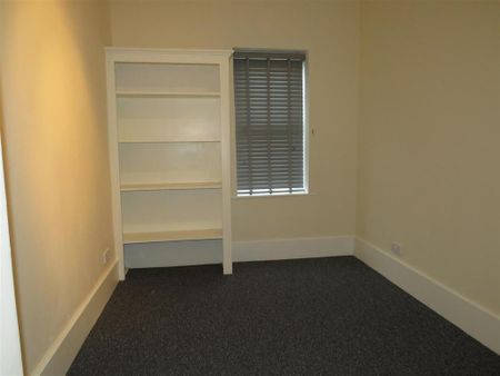 2 bedroom house to rent - Photo 3
