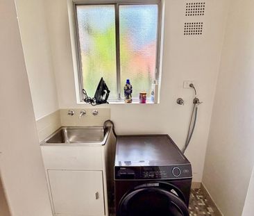 Bondi Beach - Photo 6