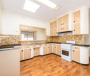 Neat & Tidy! - Photo 6