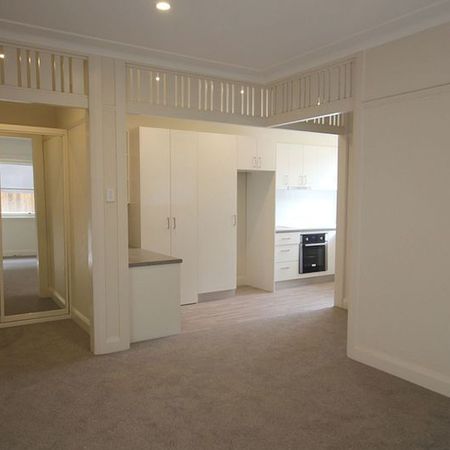 4/142 Pittwater Road, - Photo 3