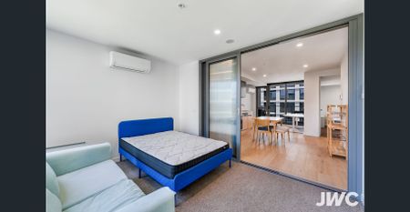 Modern FULLY FURNISHED 2-Bedroom Apartment in the Heart of South Yarra - Photo 4