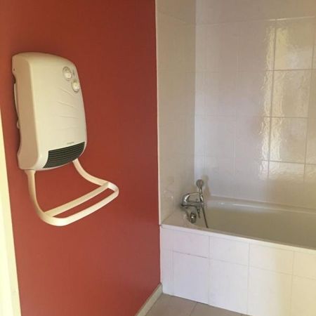 Location Appartement 3 pièces 62m² LA CHAUSSEE ST VICTOR 41260 - Photo 4