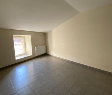 Location Appartement 4 pièces 108m² VALENCE 26000 - Photo 4