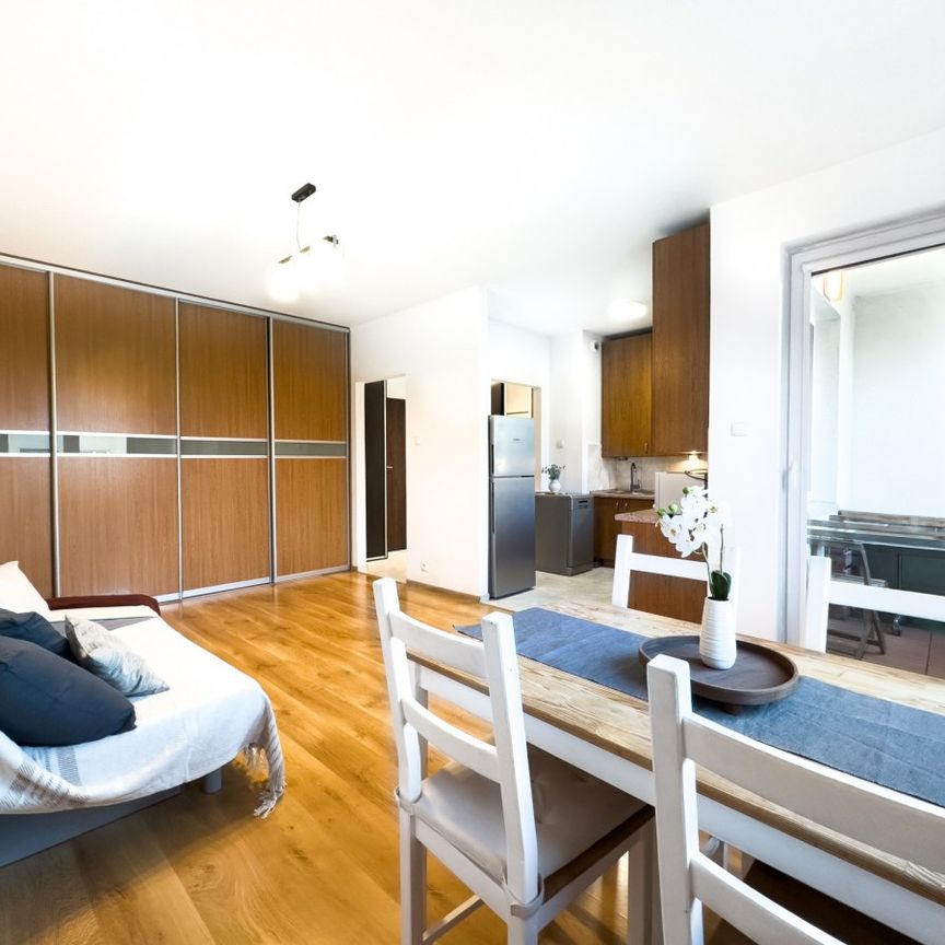 2 pokoje z balkonem i miejscem postojowym - Photo 1