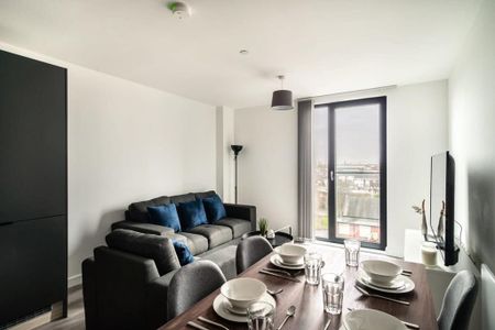 2 bedroom serviced apartment to rent - Photo 2