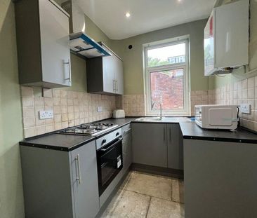 1 bedroom in a house share to rent - Photo 5