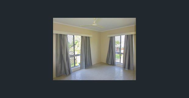 Superb On Silky Oak - Photo 1