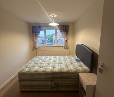 3 Bed Terraced House, Trevino Drive, LE4 - Photo 5