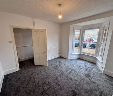 2 Bed Semi-Detached House, Spring Road, SO19 - Photo 3