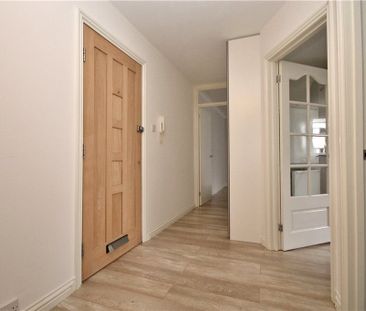 Riverbank, Laleham Road, Staines Upon Thames, Middlesex, TW18 2QG - Photo 5
