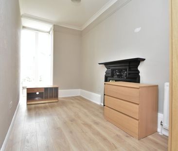 5 bedroom apartment to rent - Photo 4