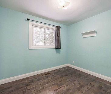 For Lease - 525 Dynes Road, Burlington, Ontario - Photo 5