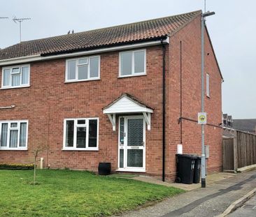 3 bedroom semi-detached house to rent - Photo 2