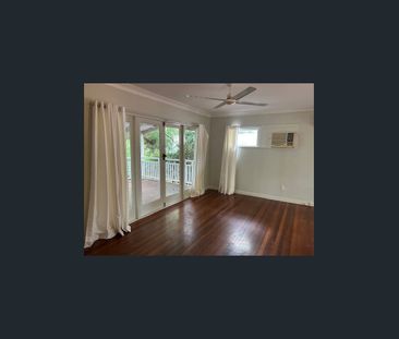 3 Bedroom Home with Pool & Outdoor Living - Photo 2