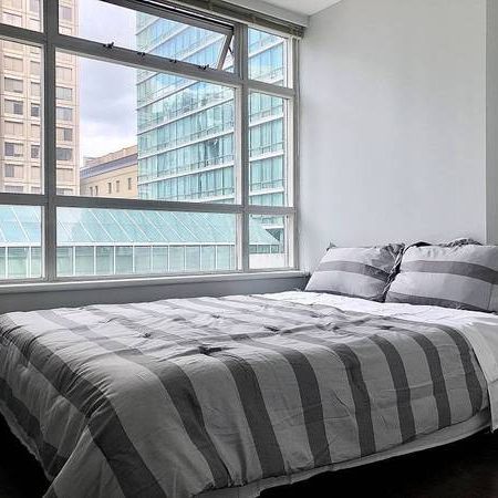 ☺☻☺ Furnished Corner Unit in a Prime Downtown Location - Photo 1