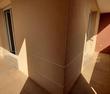 location Appartement T2 DE 49.9m² À LEGUEVIN - Photo 1