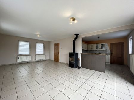 Maison à louer à Léglise avec 3 chambres - Photo 3