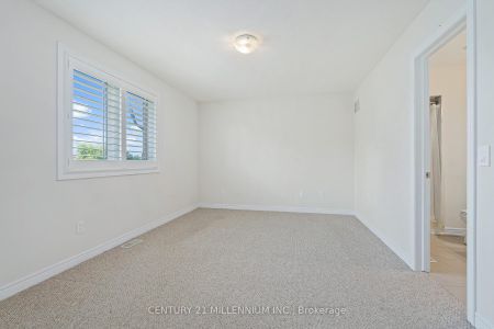 For Lease - 2368 Natasha Circle, Oakville, Ontario - Photo 5