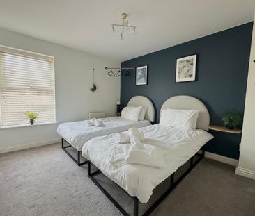 2 bedroom terraced house to rent - Photo 3