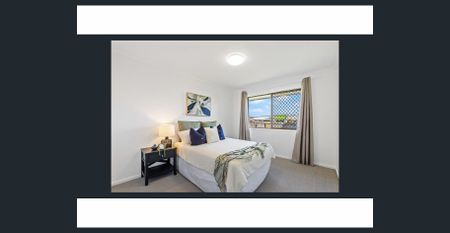 LOW SET 3 BEDROOM HOME- HEART OF ALEXANDRA HILLS! - Photo 4