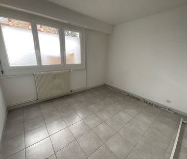 A LOUER - Quartier Avaricum / Près Fichaux - T2 de 52m² - Photo 1