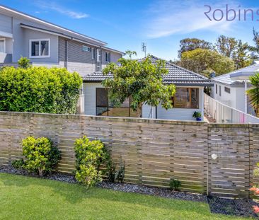 Three bedroom home in sought beach side suburb just over 1km to Red... - Photo 6