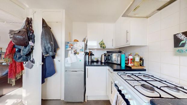 Fantastic two bed located within mins to Camden & Kings Cross - Photo 1