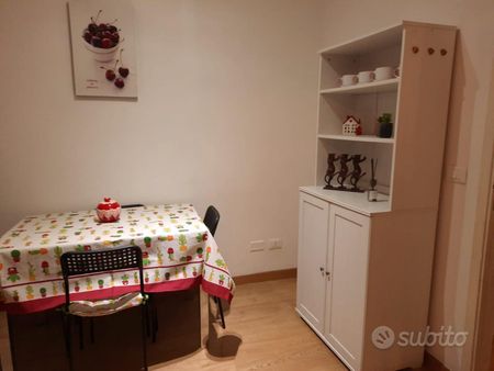 Trilocale in zona Duomo-CONDOMINIO INCLUSO - Foto 5