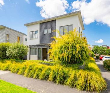 Charming Family Home - Available soon! - Photo 5