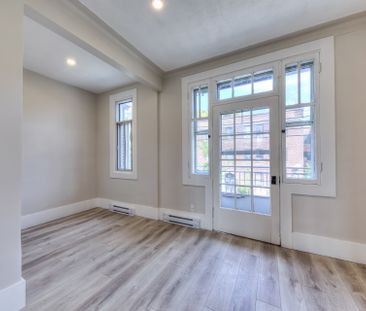 3416 Av. Patricia, Montréal (Côte-des-Neiges, QC H4B - Photo 2