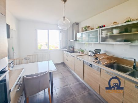 À louer – Lyon 3e – T4 de 96 m² avec balcon, dernier étage - Photo 2