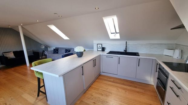 2 bedroom flat to rent - Photo 1