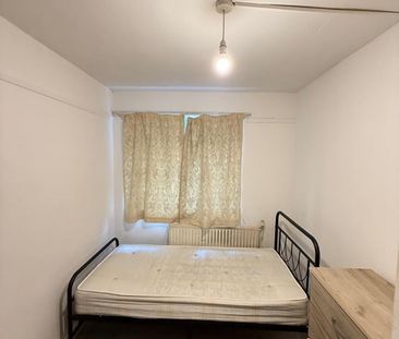 Room in a Shared Flat, Mildura Court, N8 - Photo 5