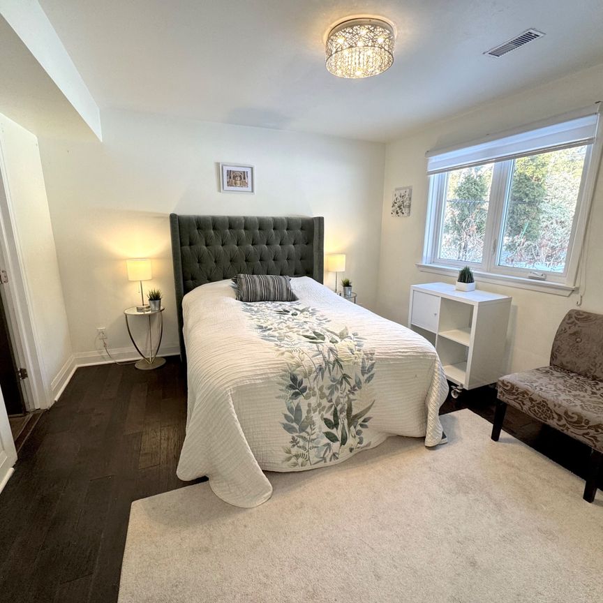 For Lease - 11 Grasspoint Crescent Unit# Ground, Toronto, Ontario - Photo 1
