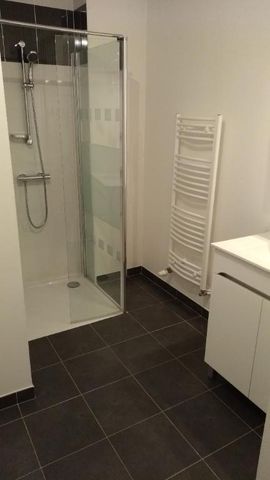 Location Appartement 3 pièces 63m² LA CHAPELLE SUR ERDRE 44240 - Photo 5