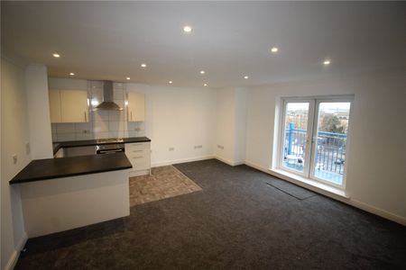 2 bedroom apartment to rent - Photo 3